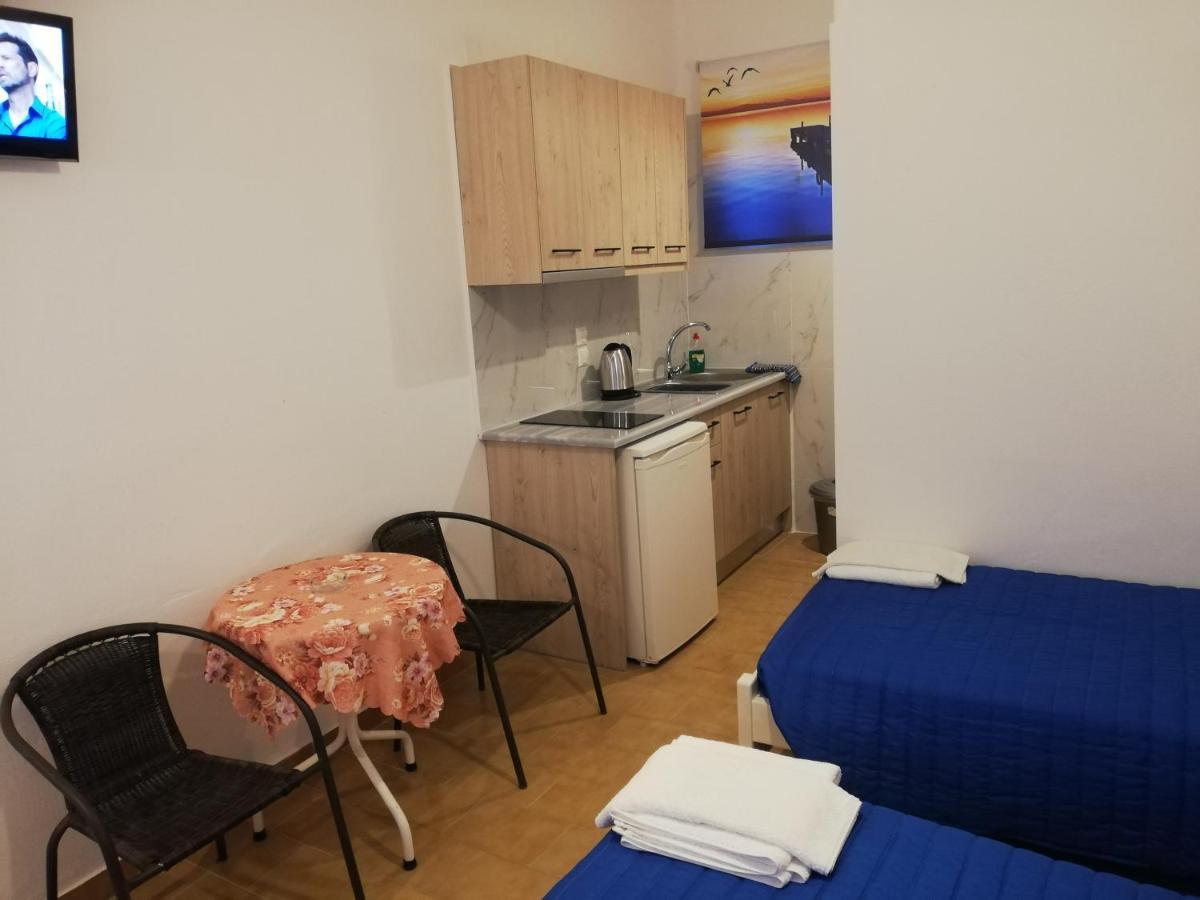 Anestis Studios Agios Georgios  Eksteriør billede